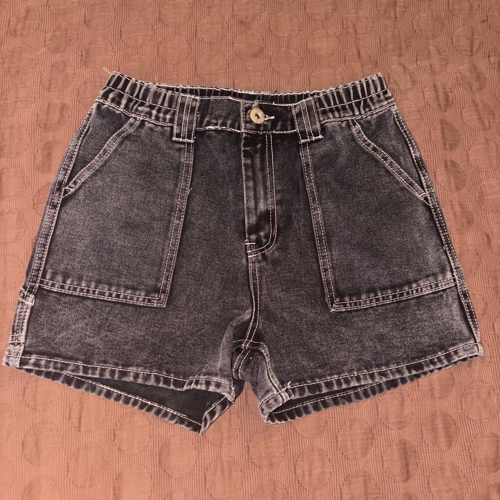 Black Jean Shorts with Elastic Waistband and Relaxed Fit